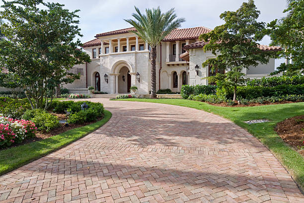 Best Residential Paver Driveway  in Mahnomen, MN